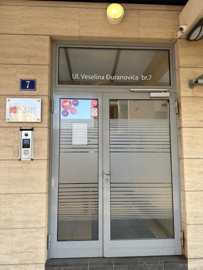 Hanna Apatment Podgorica Esterno foto